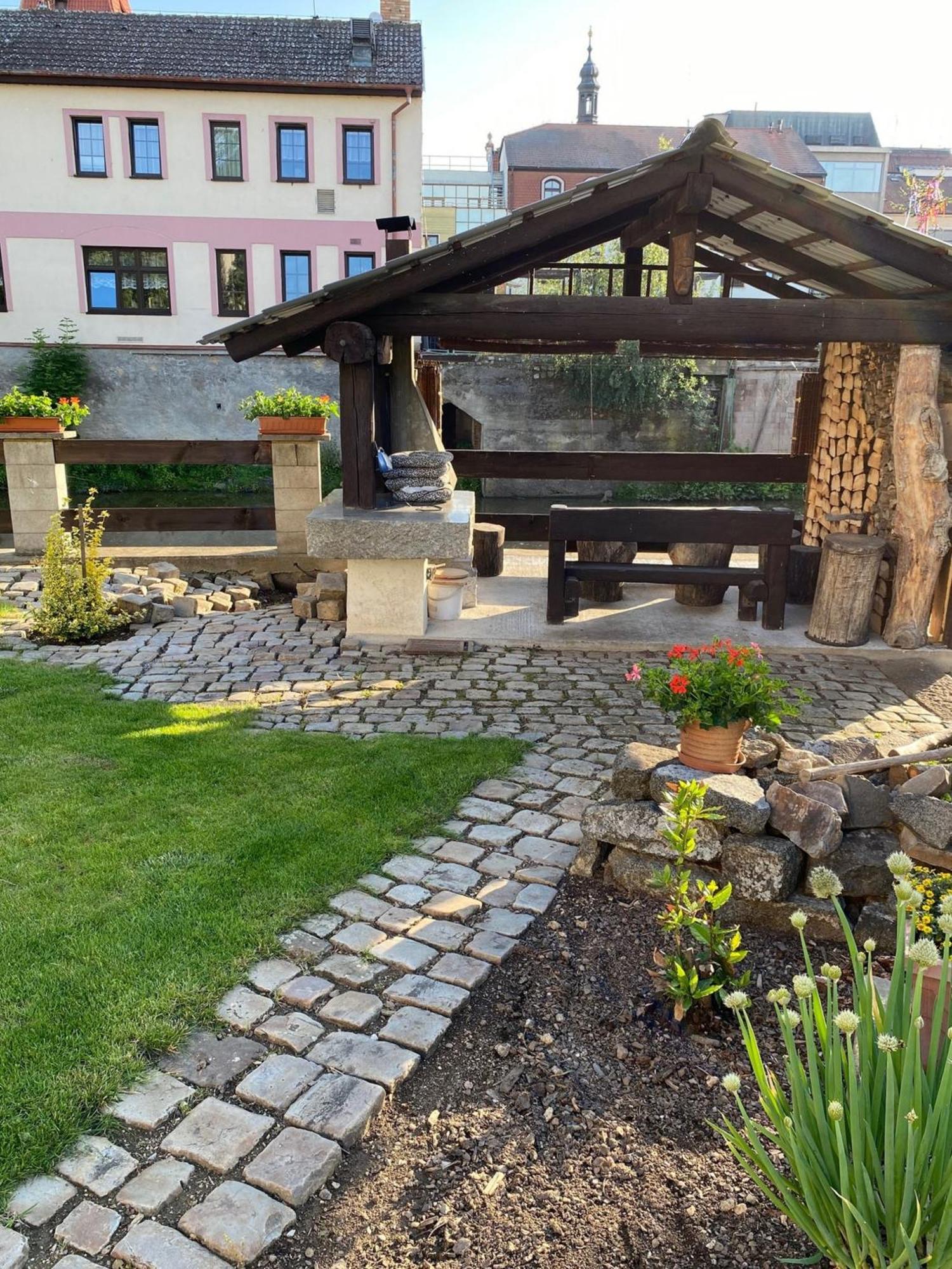 Apartmán Na Ostrově Beroun Beroun  Exterior foto